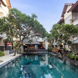 fourteen-roses-beach-hotel.hotelsseminyak.net/